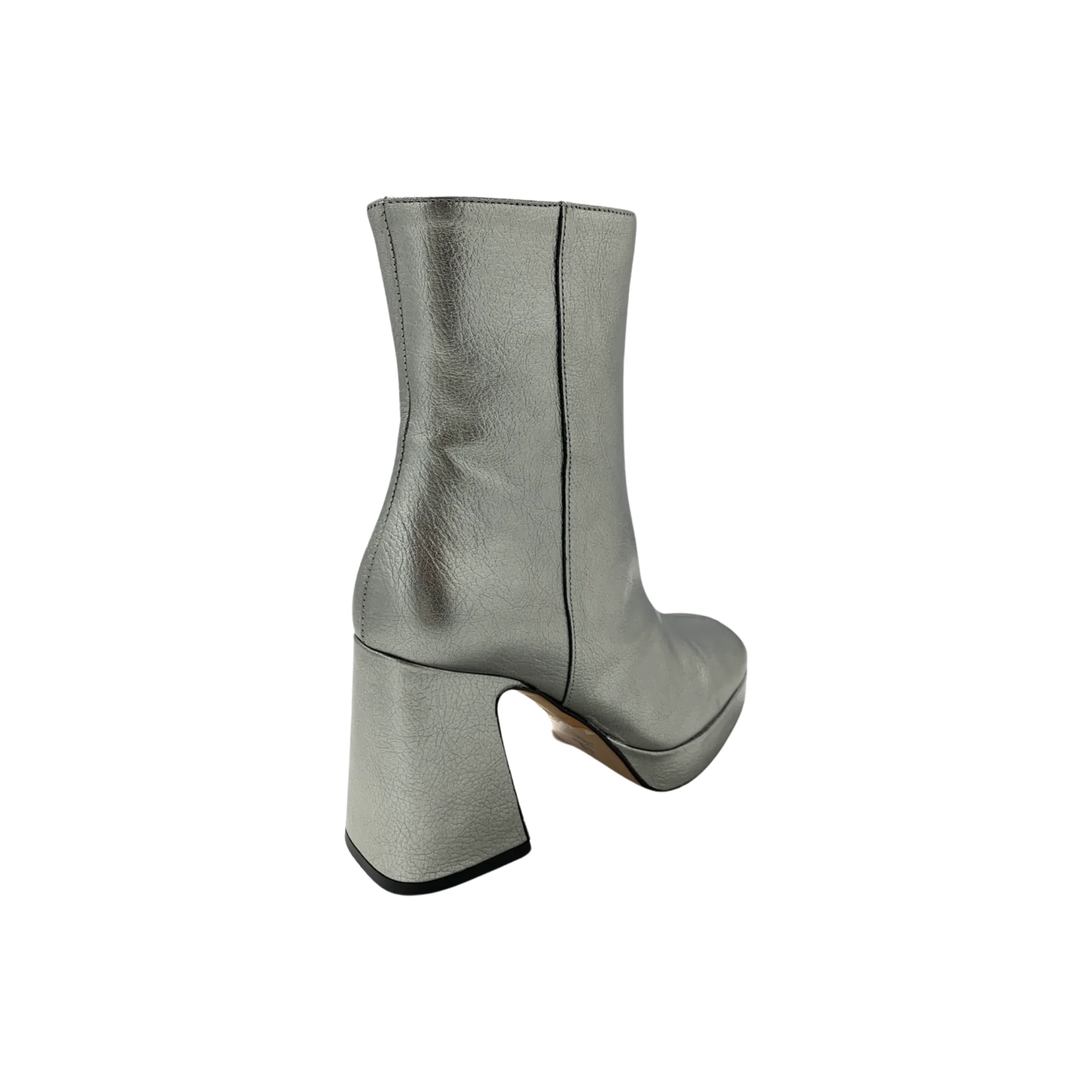 23568 Metallic Grey Platform Boot