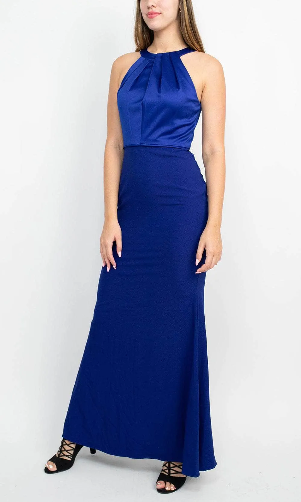 Adrianna Papell AP1E209240 - Halter Trumpet Evening Dress