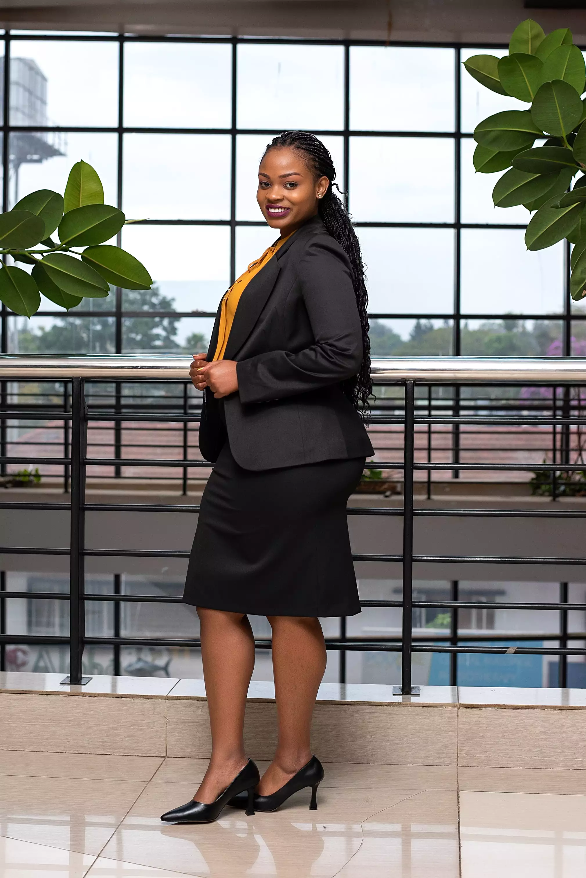 Black sleeve button skirt suit