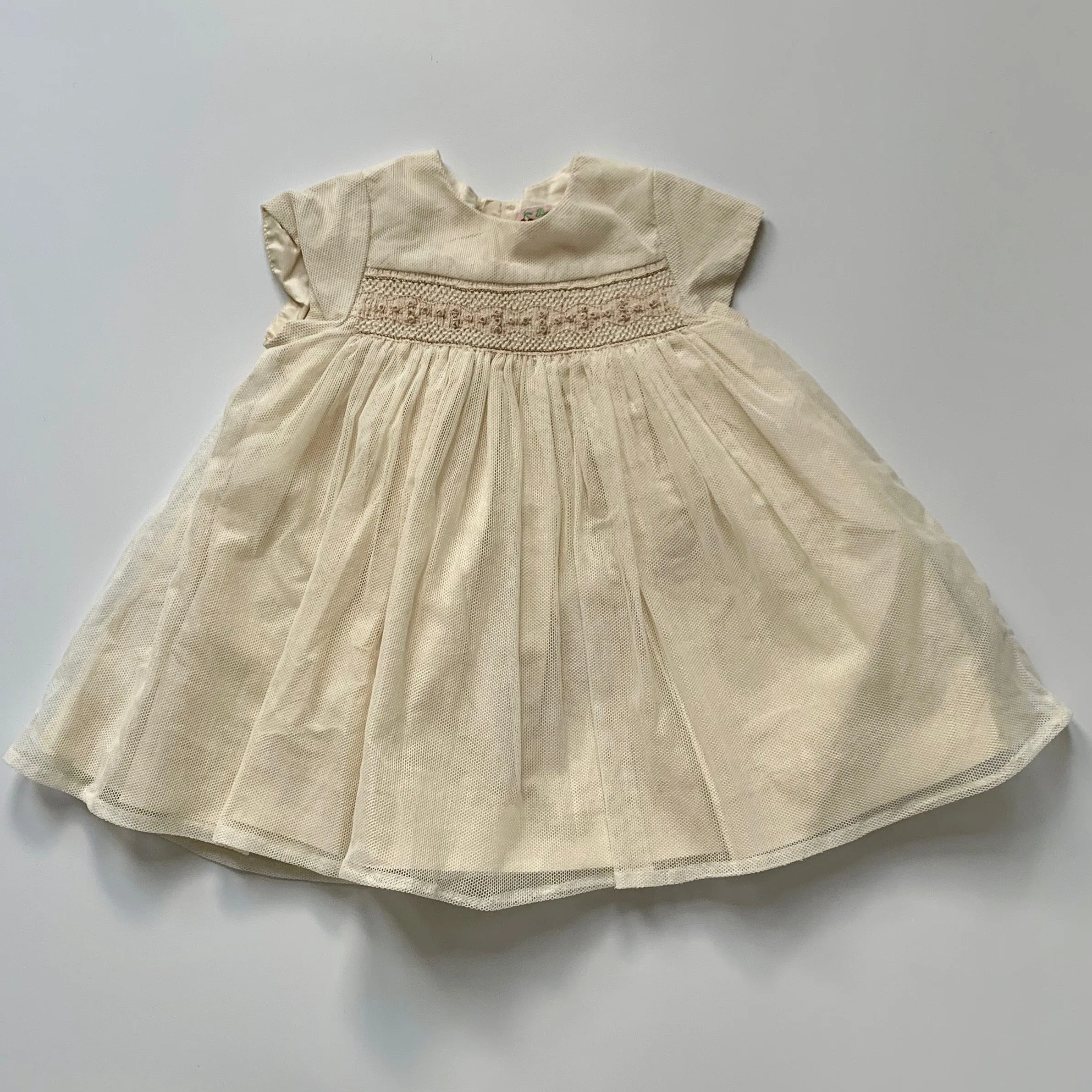 Bonpoint Cream Tulle Duchesse Dress With Smocking: 12 Months (Brand New)