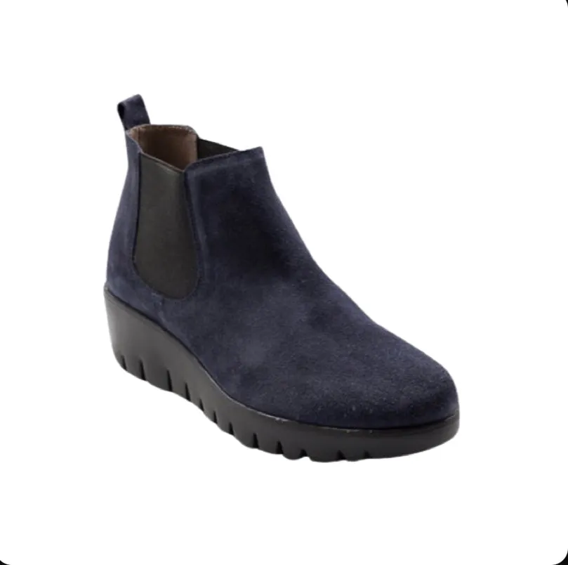 C33138 Navy WATERPROOF Boot