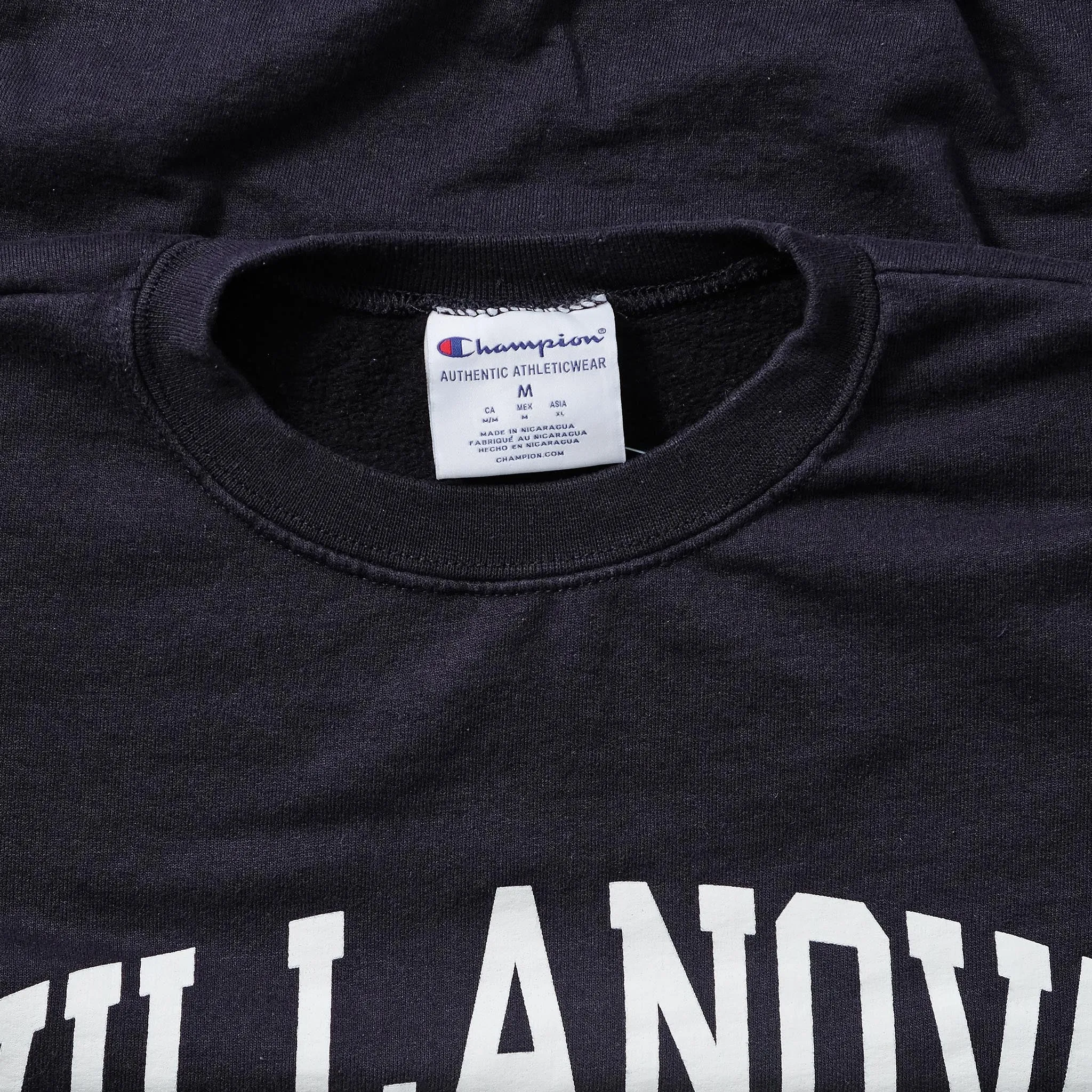 Champion Villanova Sweater Medium