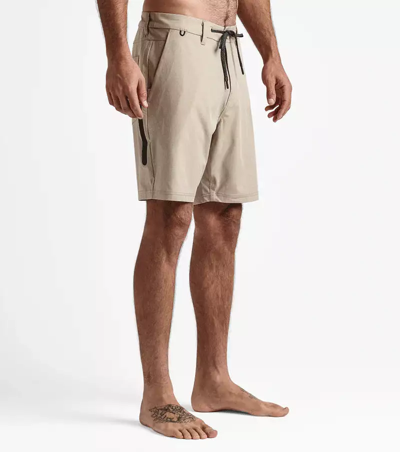 Explorer 2.0 Hybrid Shorts 19