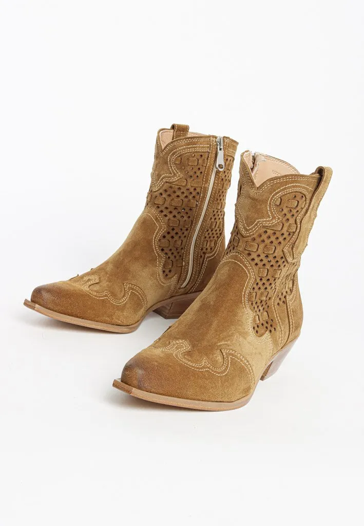 Filuca Suede Western Ankle Boot Cognac