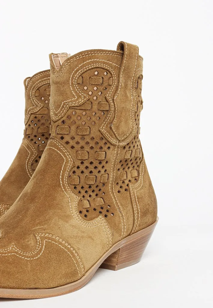 Filuca Suede Western Ankle Boot Cognac