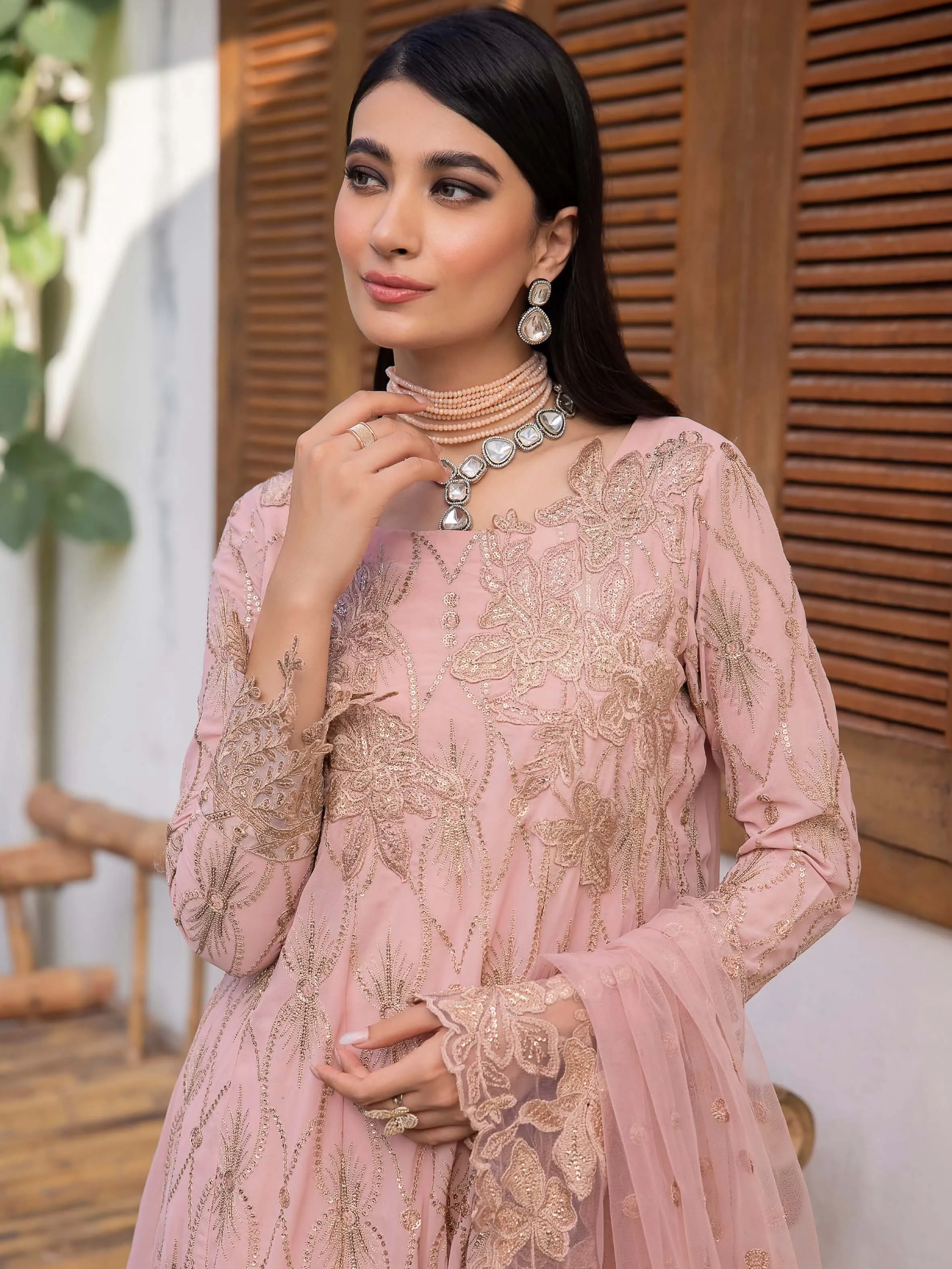 IZNIK Chinon Vol-03 Embroidered Chiffon Unstitched 3Pc Suit CC-22 Oriana