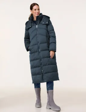 Long quilted coat with side slits