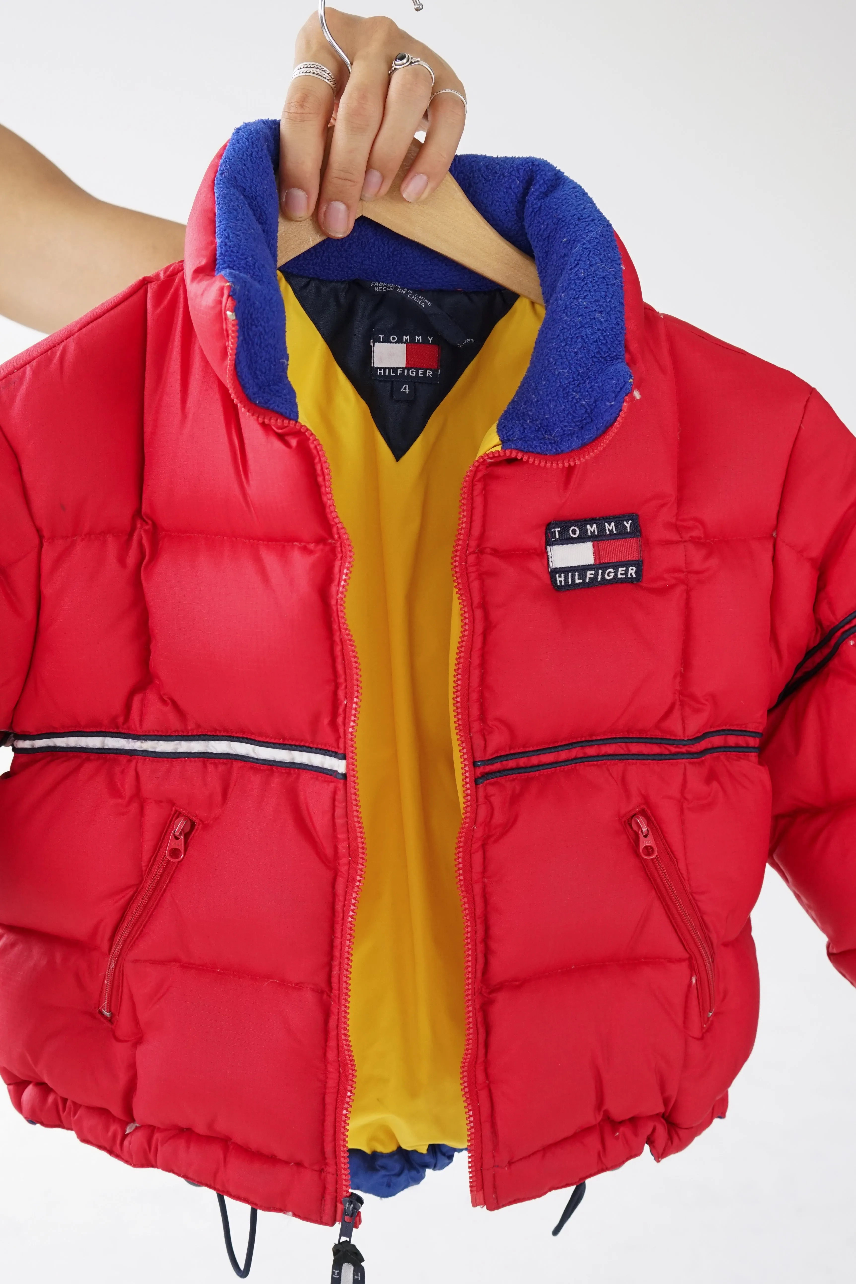 Manteau puffer Tommy Hilfiger rouge pour enfant taille 4 ans