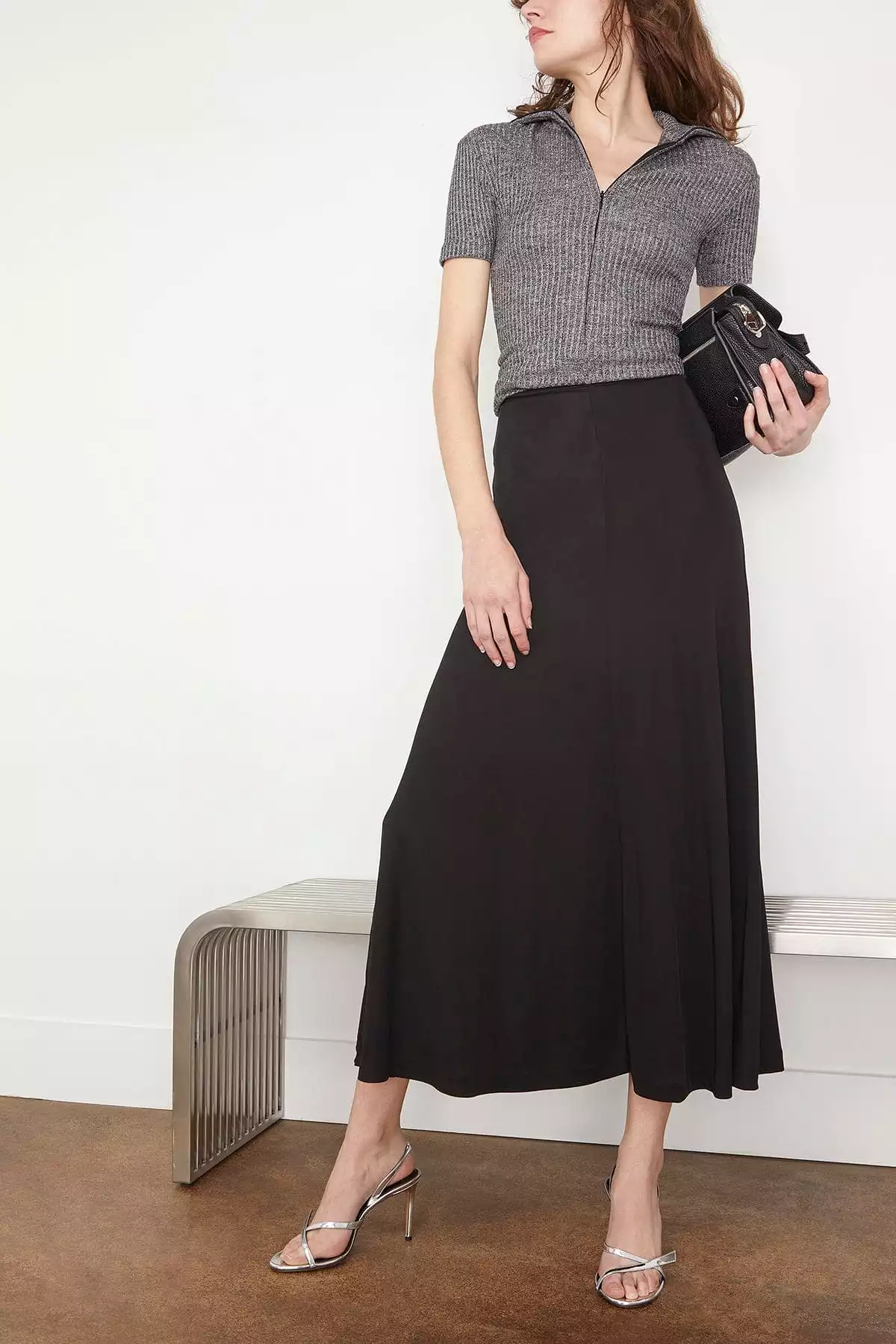 Movere Skirt in Black