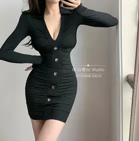 New autumn and winter pleated single-breasted long sleeve dress temperament deep V sexy slim hip skirt.