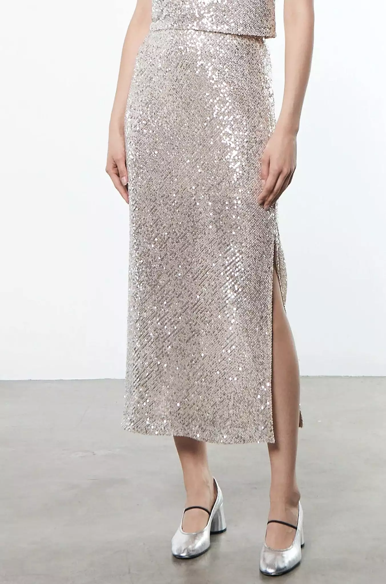 Sequin Bias Skirt in Silver