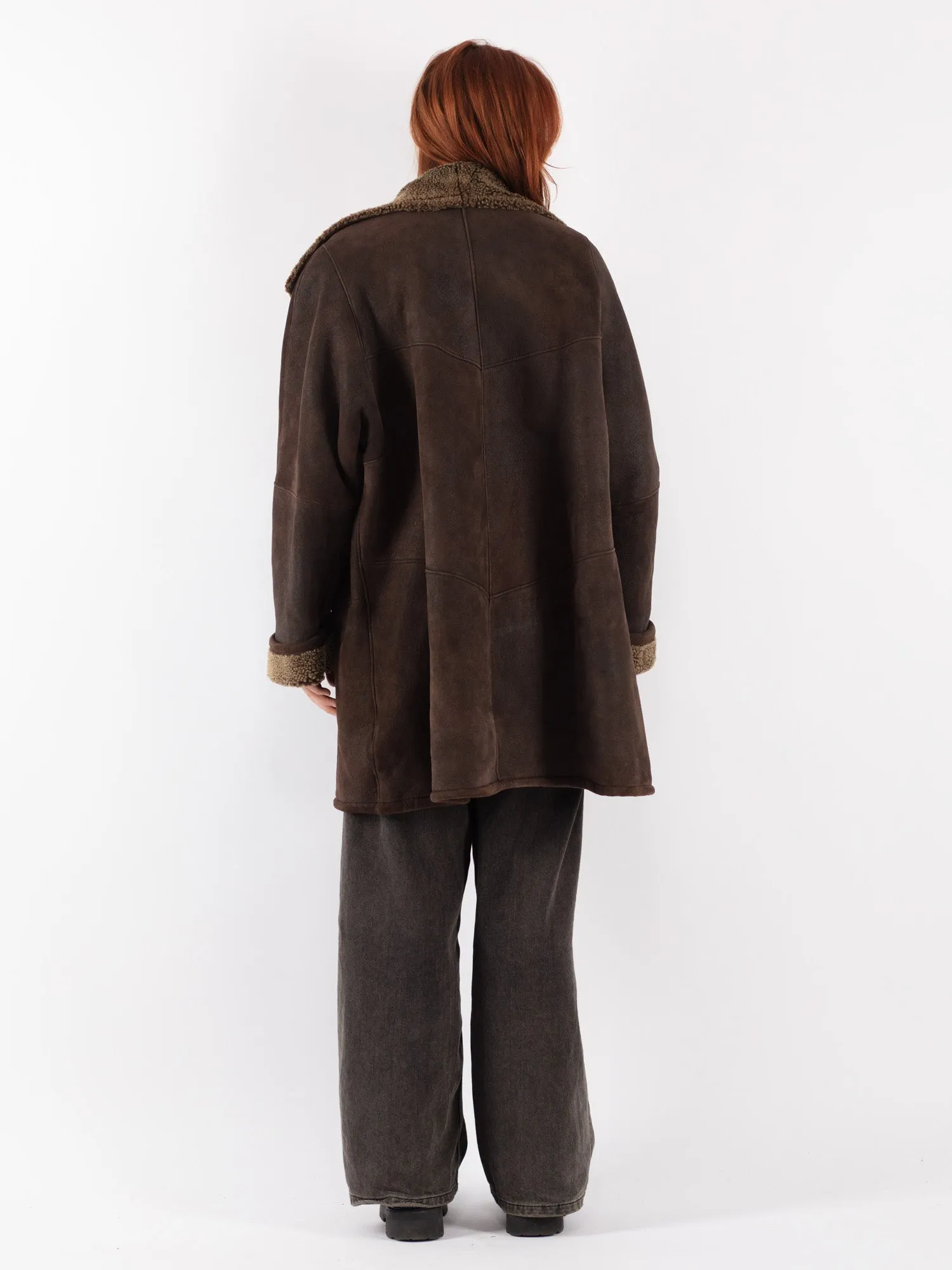 Vintage 80's Women Oversized Sheepskin Coat in Brown