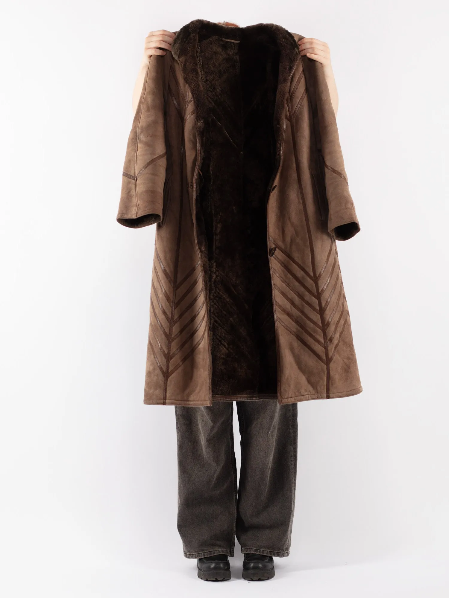 Vintage 80's Women Sheepskin Coat in Brown