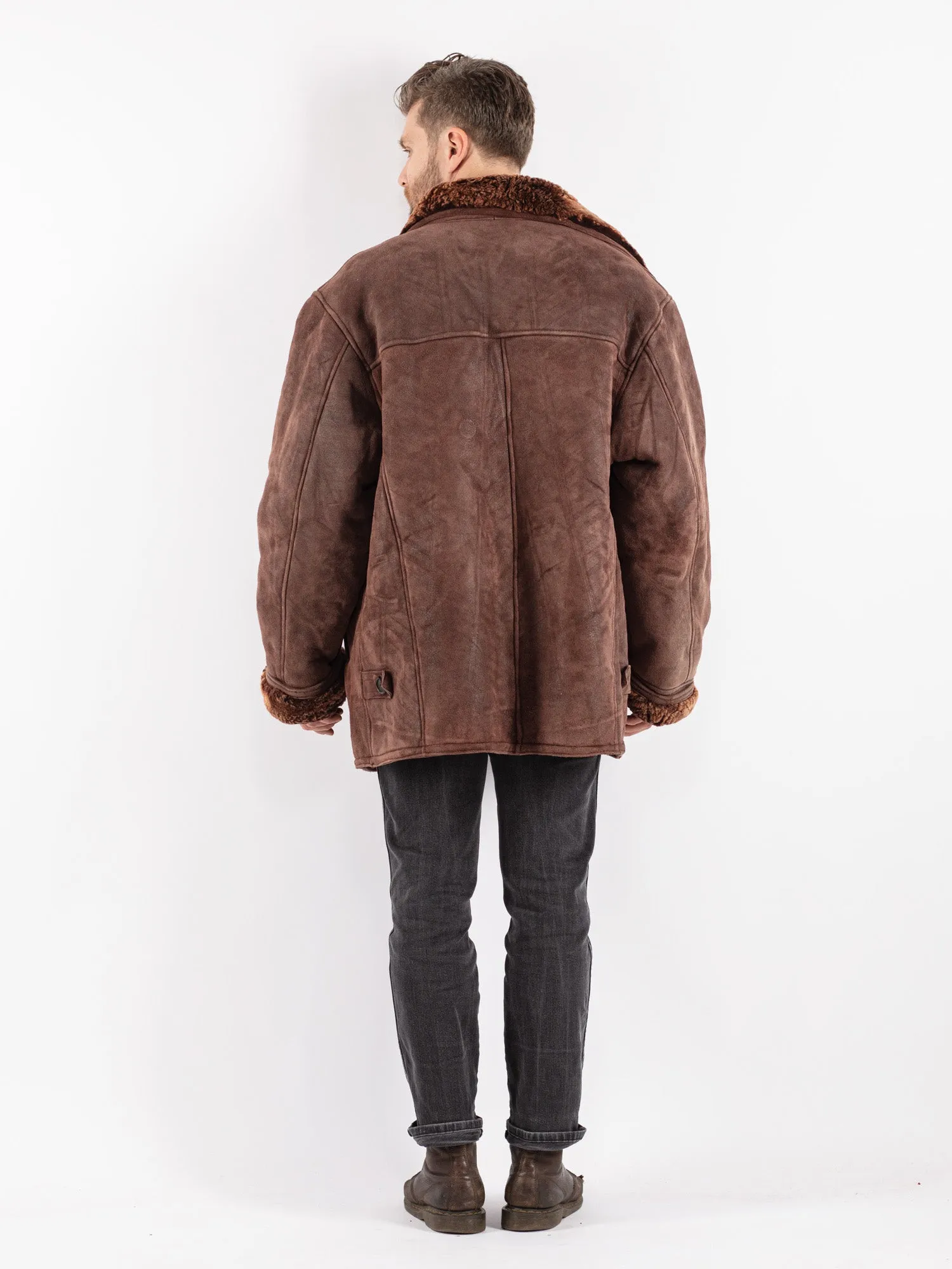 Vintage 90's Men Oversized Sheepskin Coat in Brown