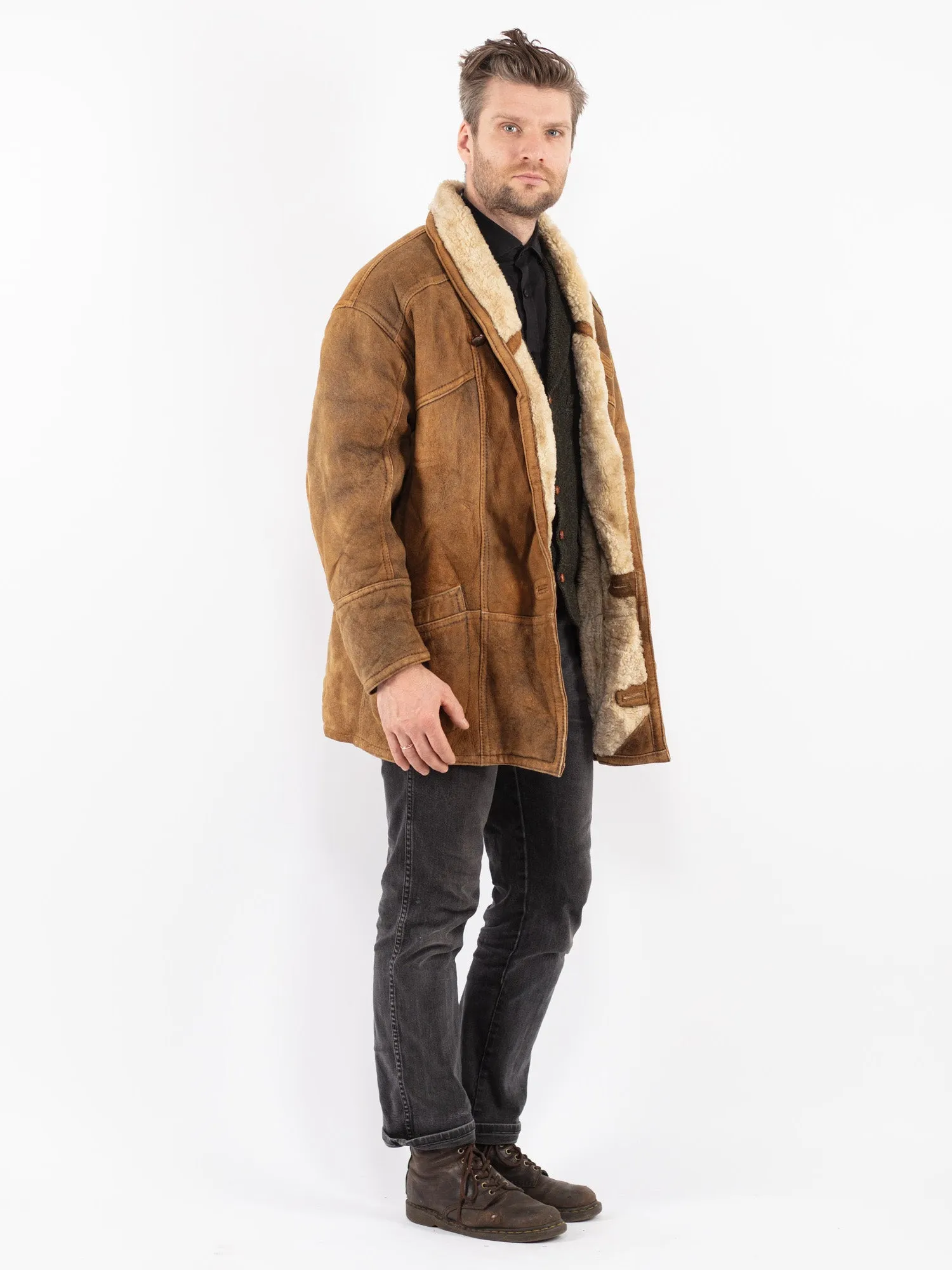 Vintage 90's Men Sheepskin Coat in Brown