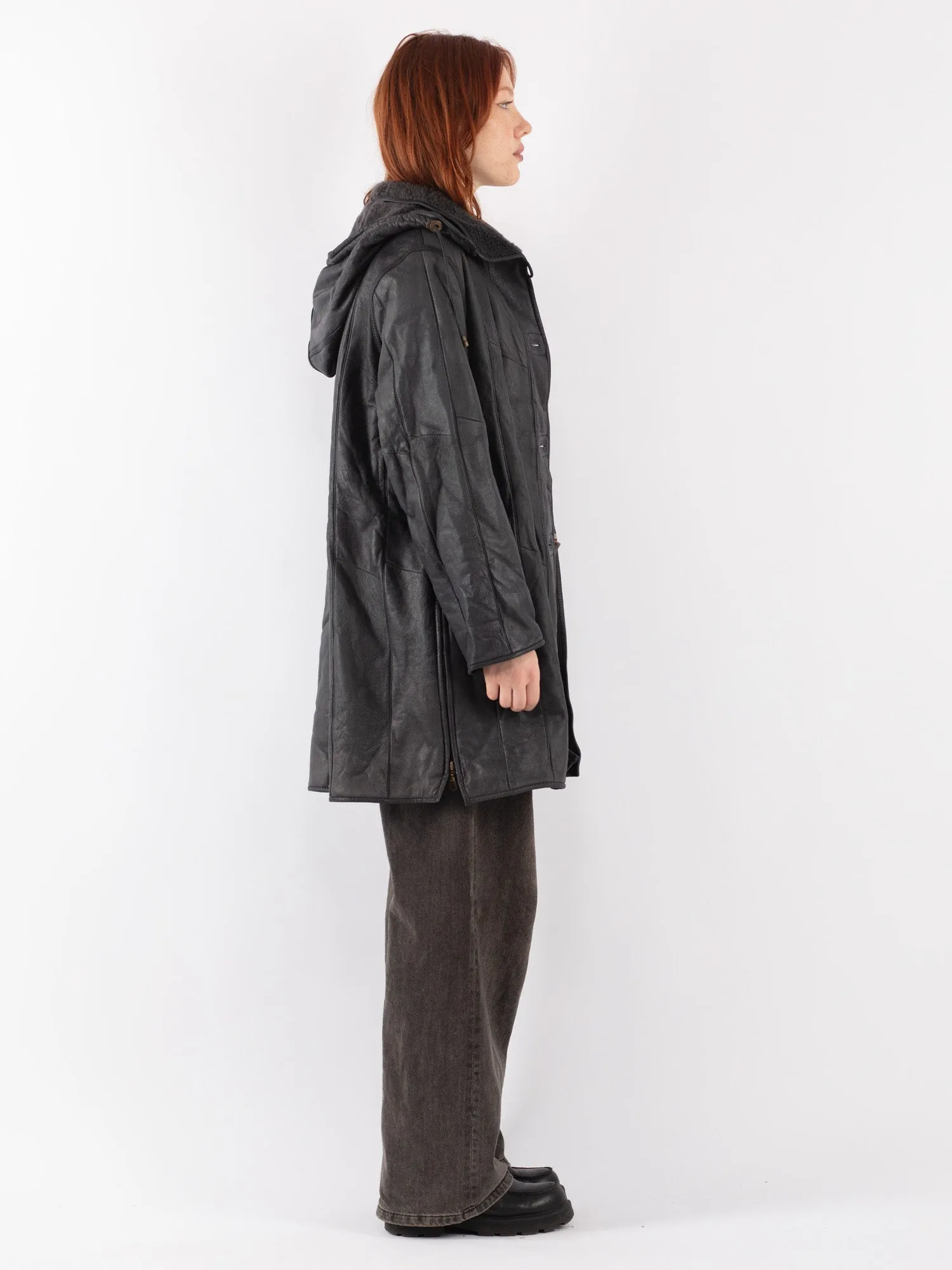 Vintage 90's Women Hooded Sheepskin Coat in Gray