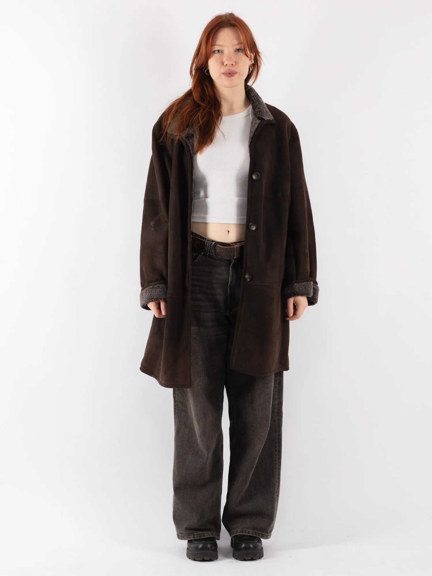 Vintage 90's Women Oversized Sheepskin Coat in Brown