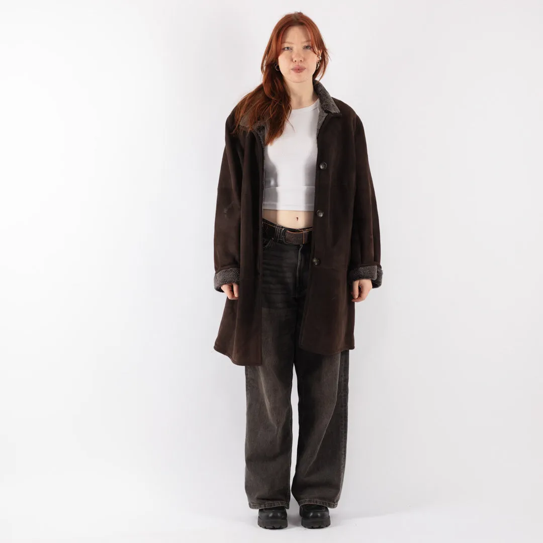 Vintage 90's Women Oversized Sheepskin Coat in Brown