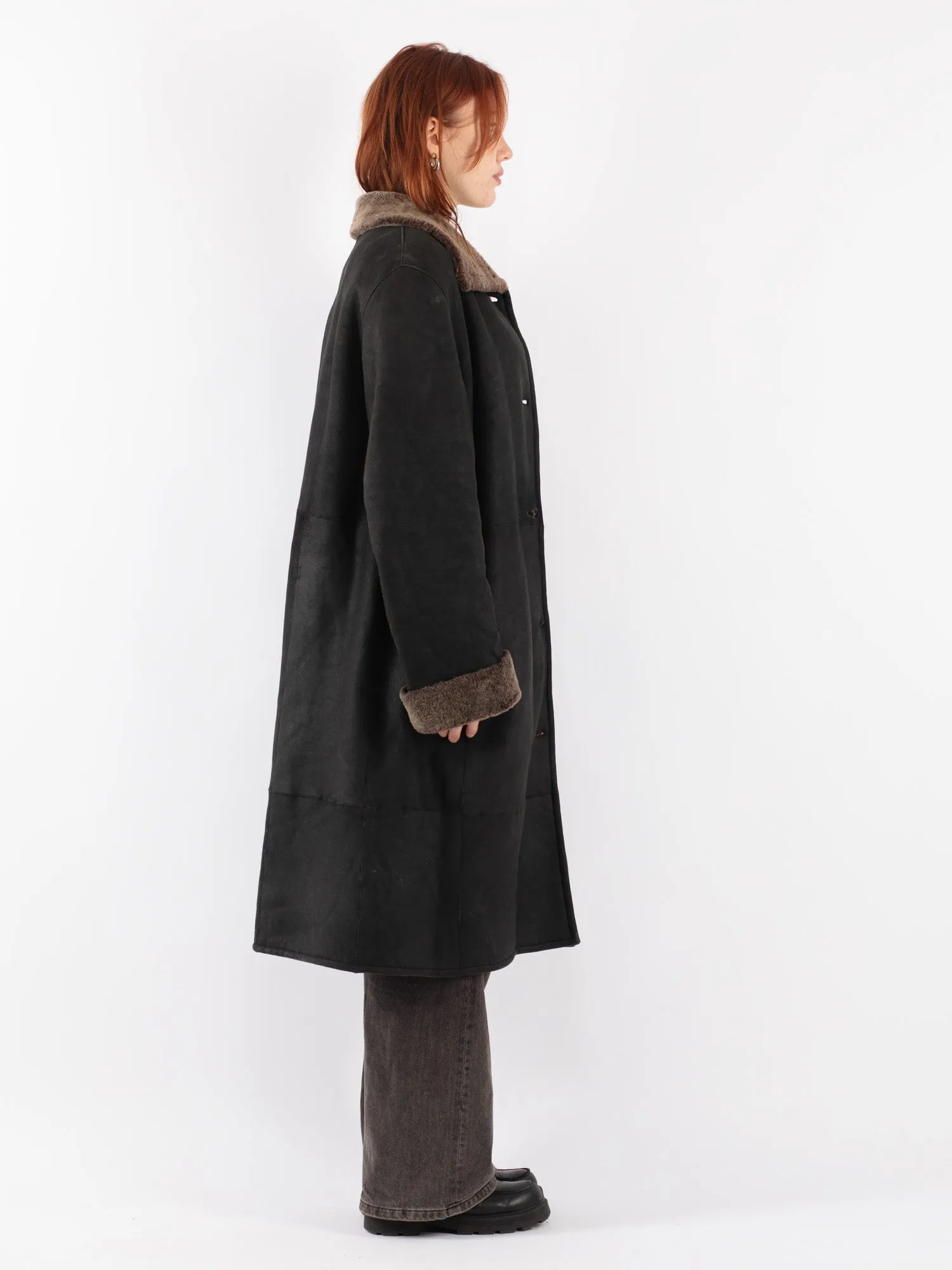 Vintage 90's Women Sheepskin Long Coat in Black