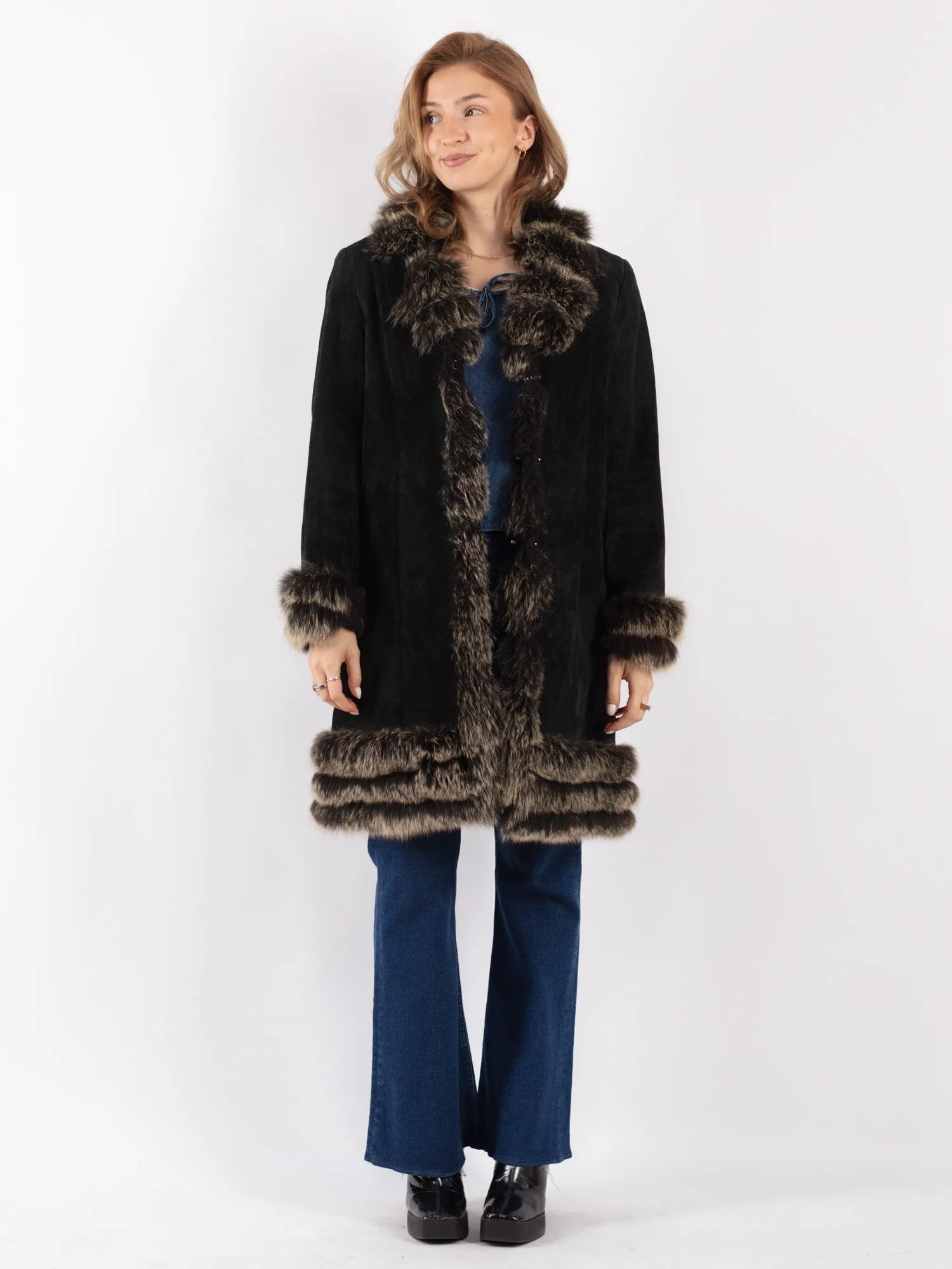 Vintage 90's Women Suede Fur Coat in Black