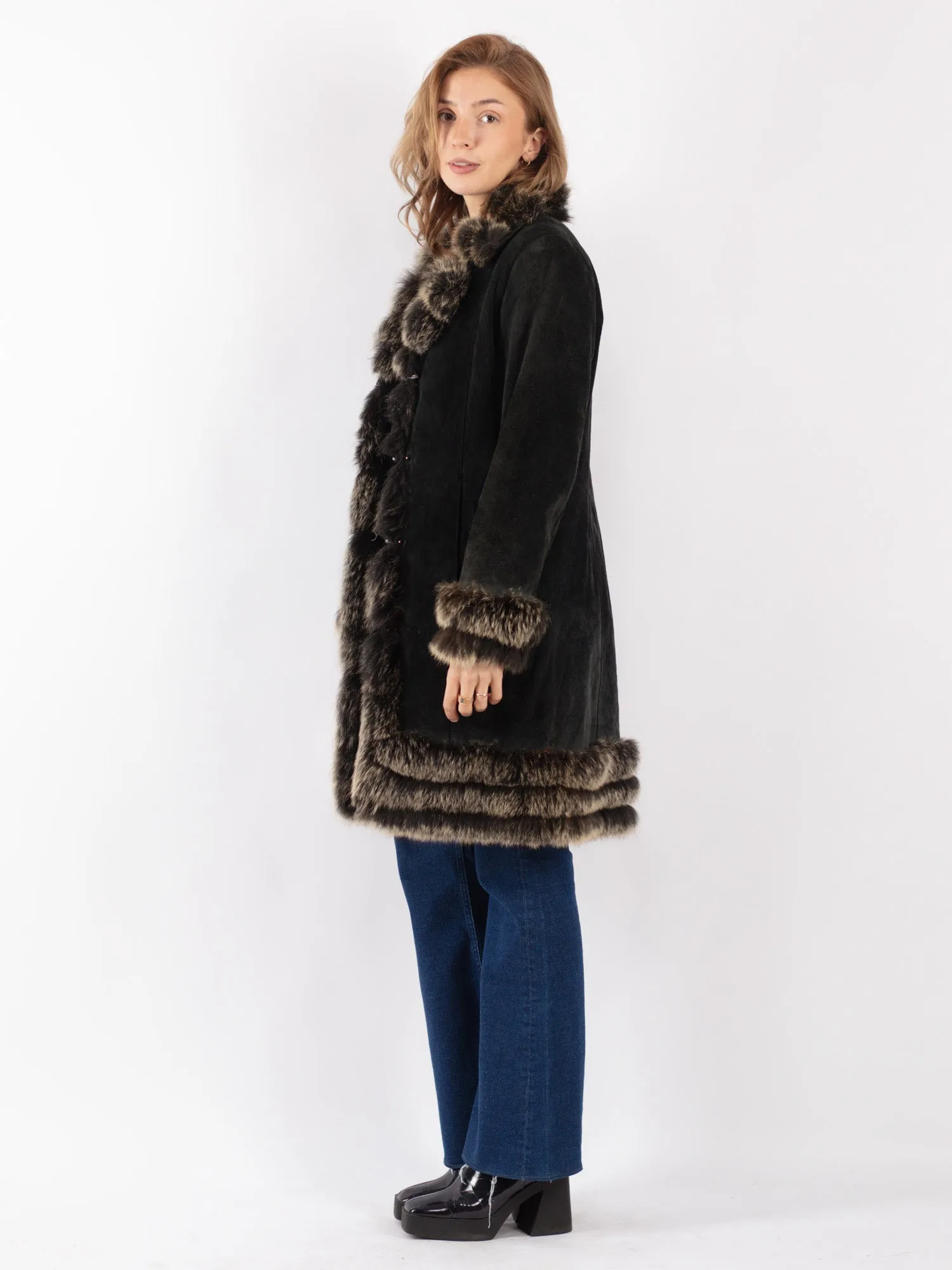 Vintage 90's Women Suede Fur Coat in Black